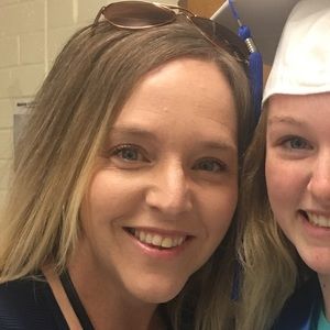 Meet your Posher, Traci